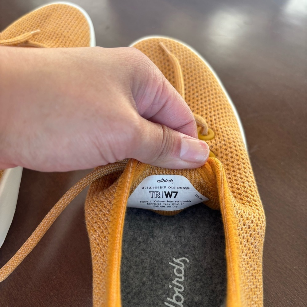 Allbirds Women's Tree Runners Sneakers, Size 7 - Picture 14 of 14